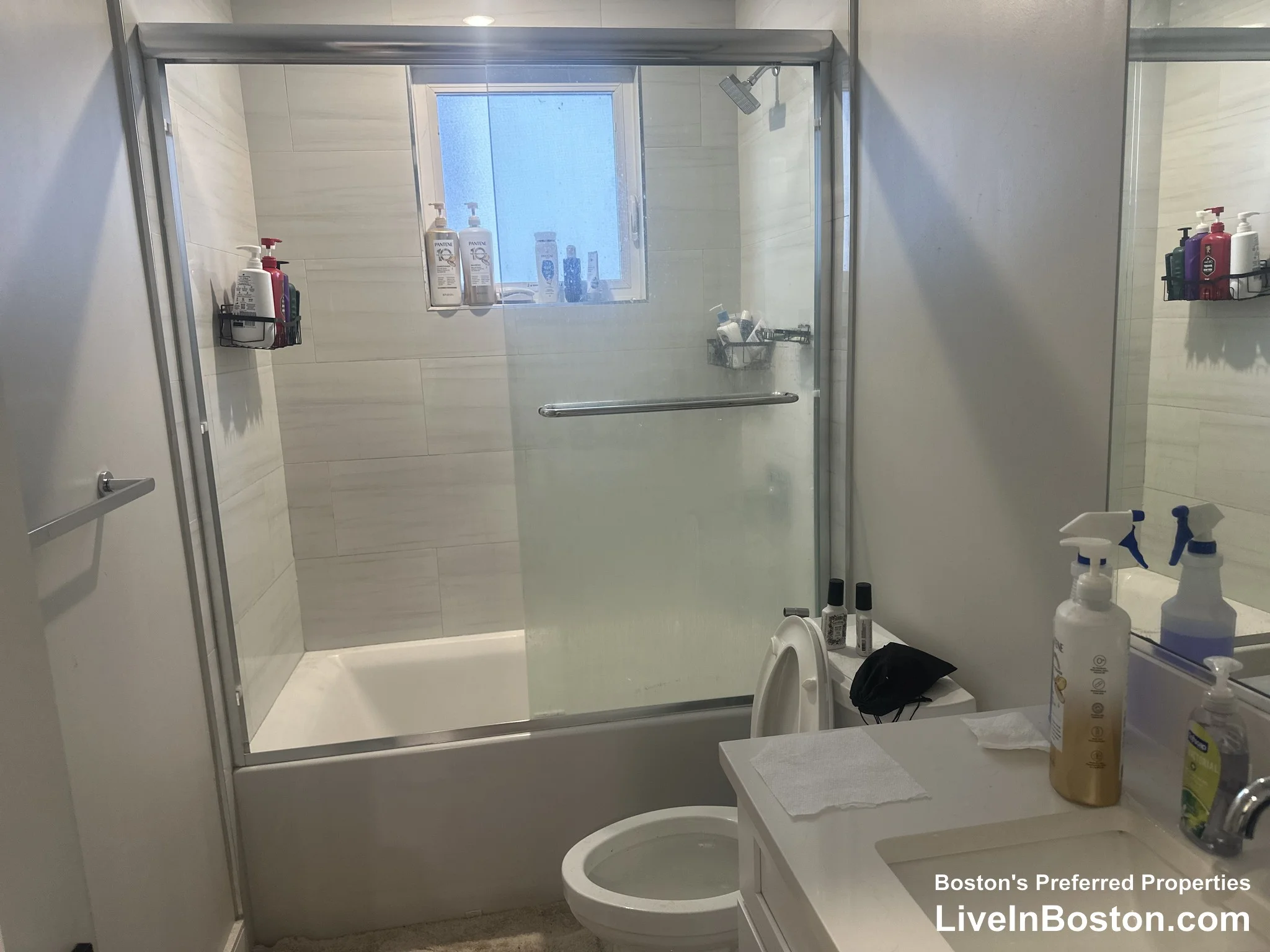 3 bed, 1 bath apartment for rent at 44 Iffley Rd Unit 1, Jamaica Plain — photo 8 of 9