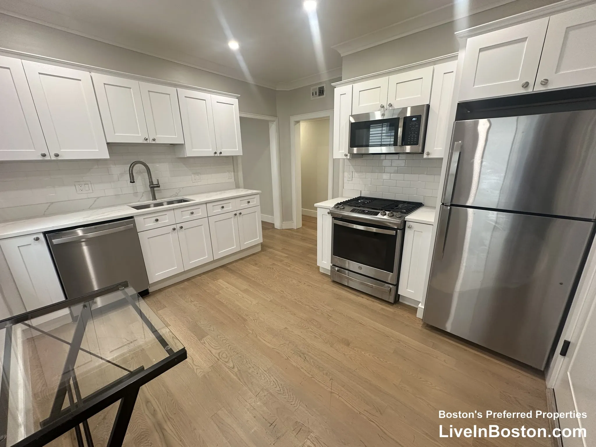 4 bed, 1 bath apartment for rent at 44 Iffley Rd Unit 2, Jamaica Plain