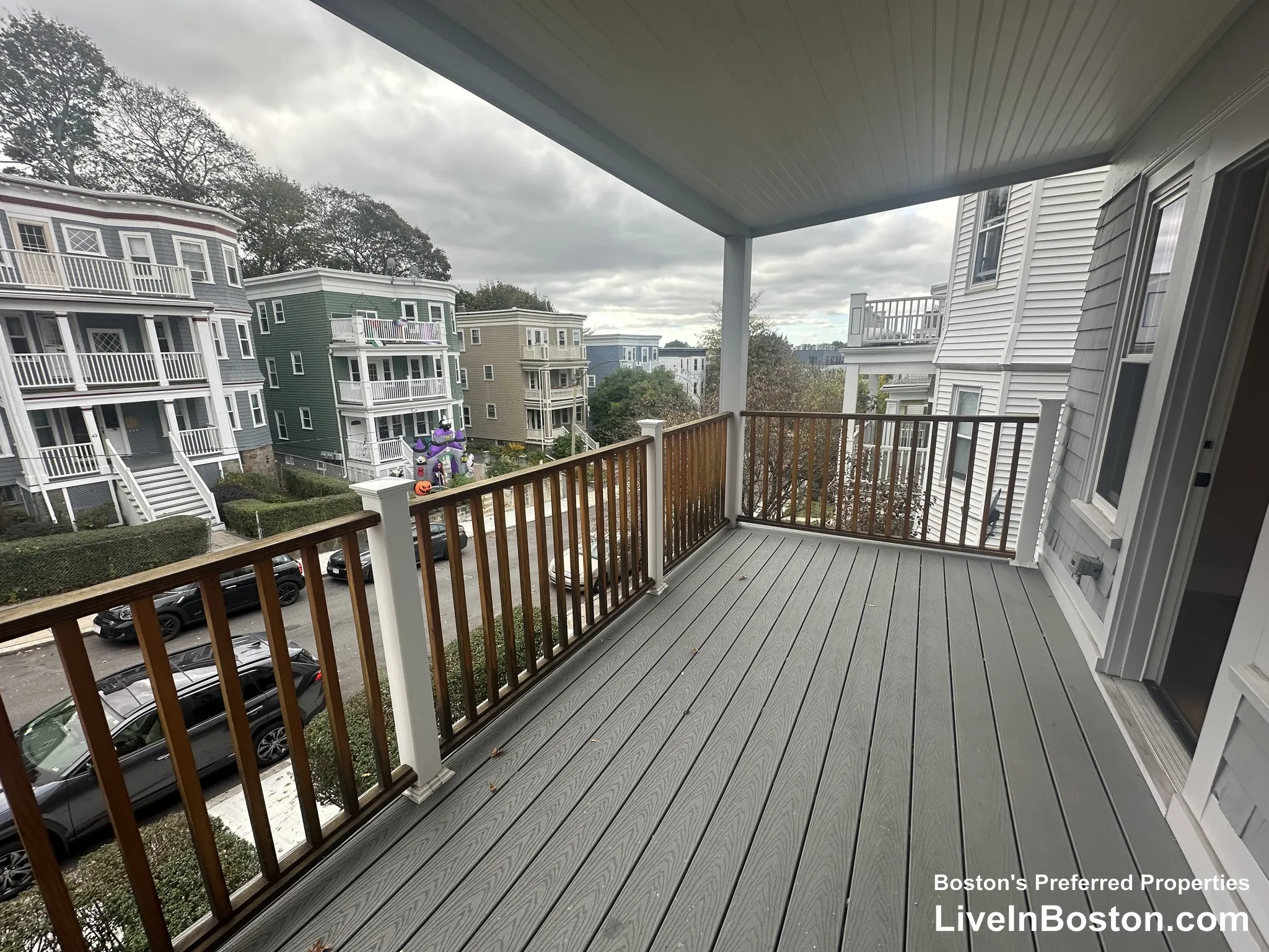 4 bed, 1 bath apartment for rent at 44 Iffley Rd Unit 2, Jamaica Plain — photo 9 of 10