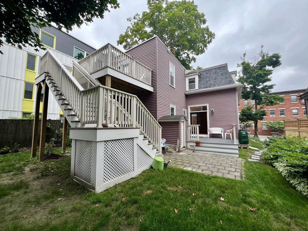 2 bed, 2 bath apartment for rent at 44 Ivaloo Unit 1, Ward Two — photo 14 of 14