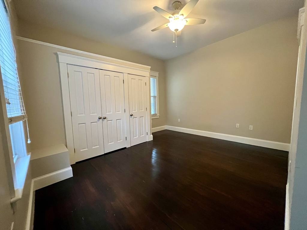 2 bed, 2 bath apartment for rent at 44 Ivaloo Unit 1, Ward Two — photo 9 of 14