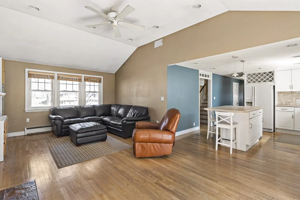 4 bed, 3 bath apartment for rent at 44 Jodie Rd, Framingham — photo 3 of 21