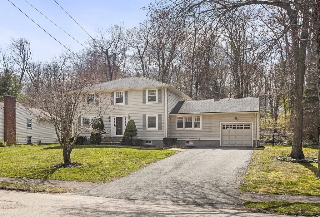 4 bed, 3 bath apartment for rent at 44 Jodie Rd, Framingham — photo 1 of 21