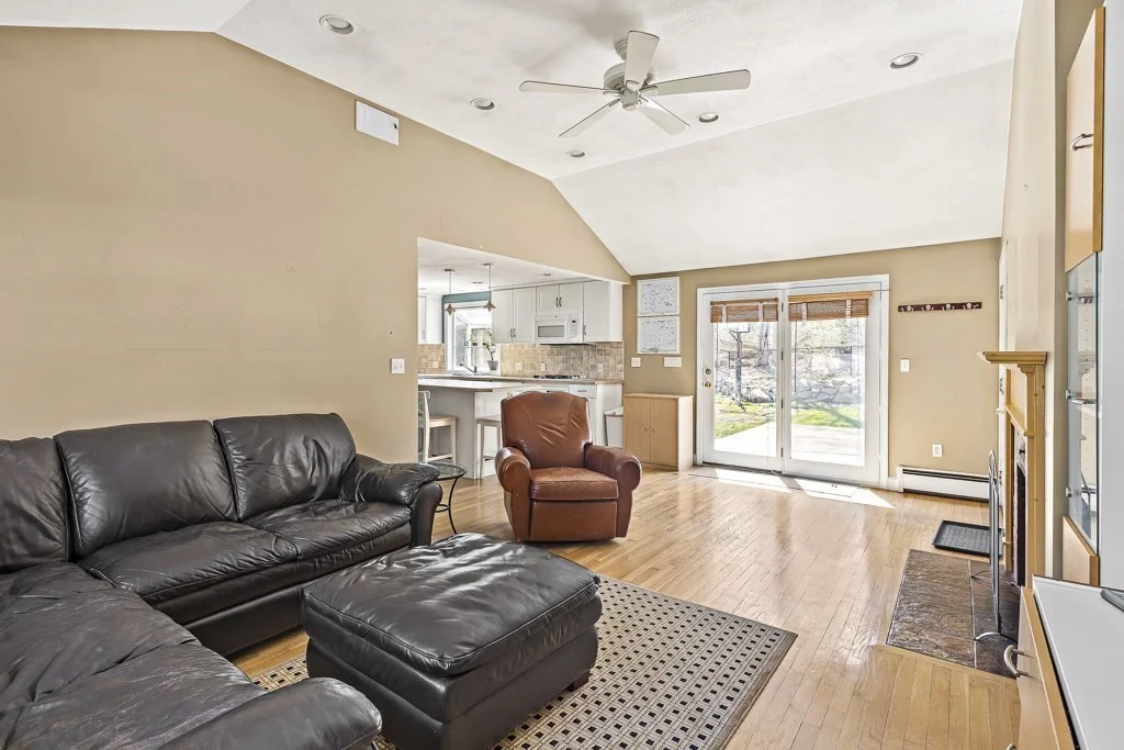 4 bed, 3 bath apartment for rent at 44 Jodie Rd, Framingham — photo 5 of 21