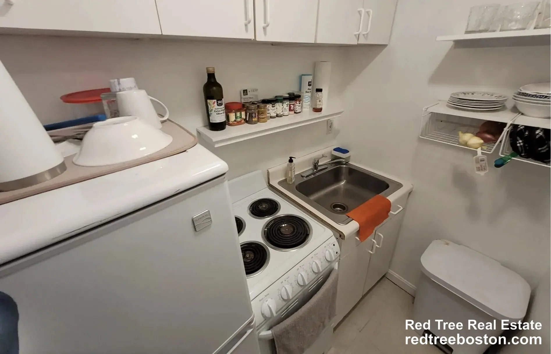 2 bed, 1 bath apartment for rent at 44 Joy St Unit 10, Beacon Hill — photo 3 of 6
