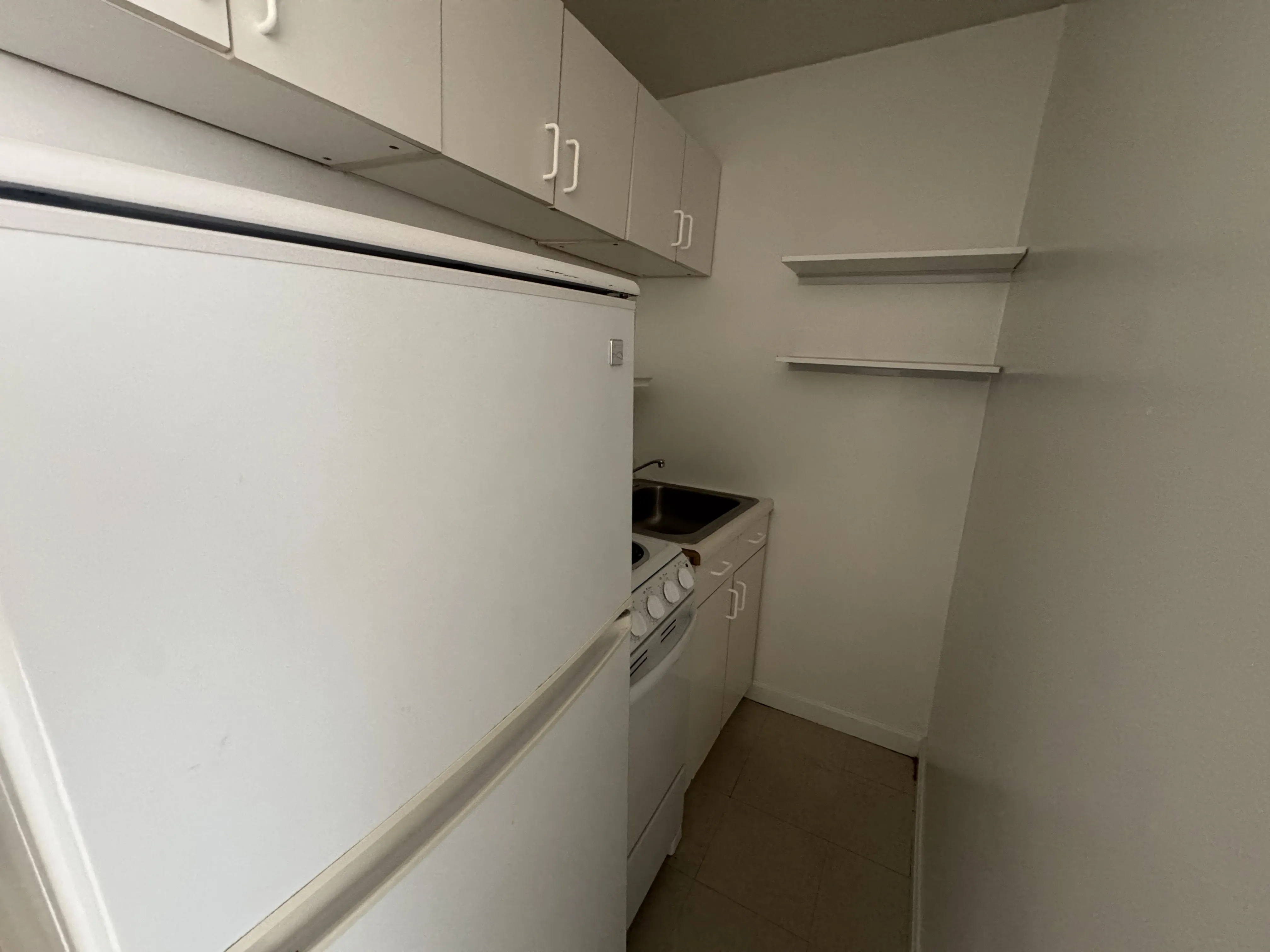 2 bed, 1 bath apartment for rent at 44 Joy St Unit 10, Beacon Hill — photo 6 of 8