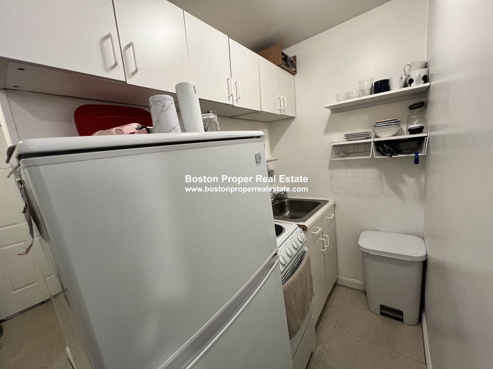 2 bed, 1 bath apartment for rent at 44 Joy St Unit 10a, Beacon Hill — photo 6 of 8