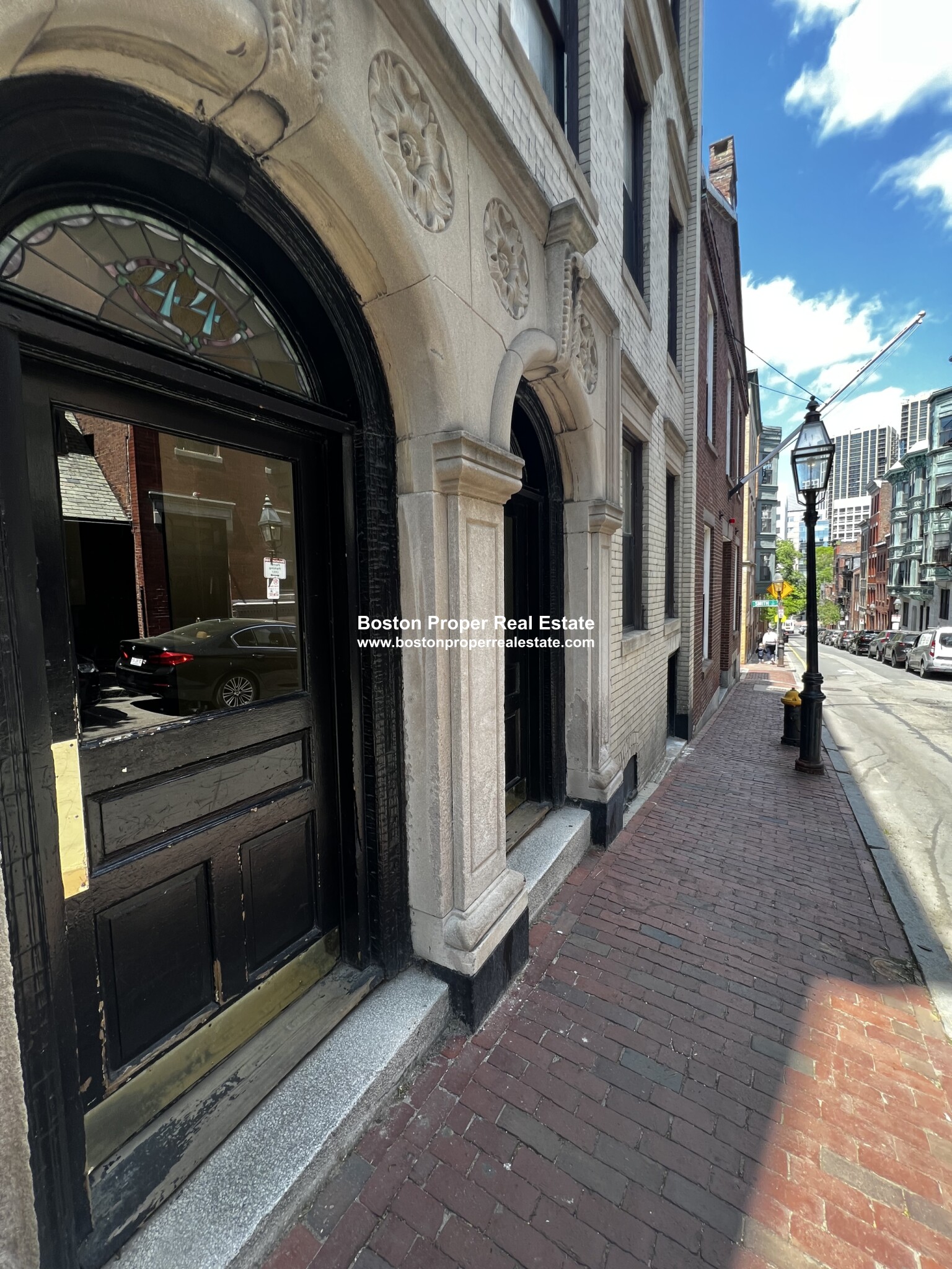 2 bed, 1 bath apartment for rent at 44 Joy St Unit 10a, Beacon Hill — photo 7 of 8