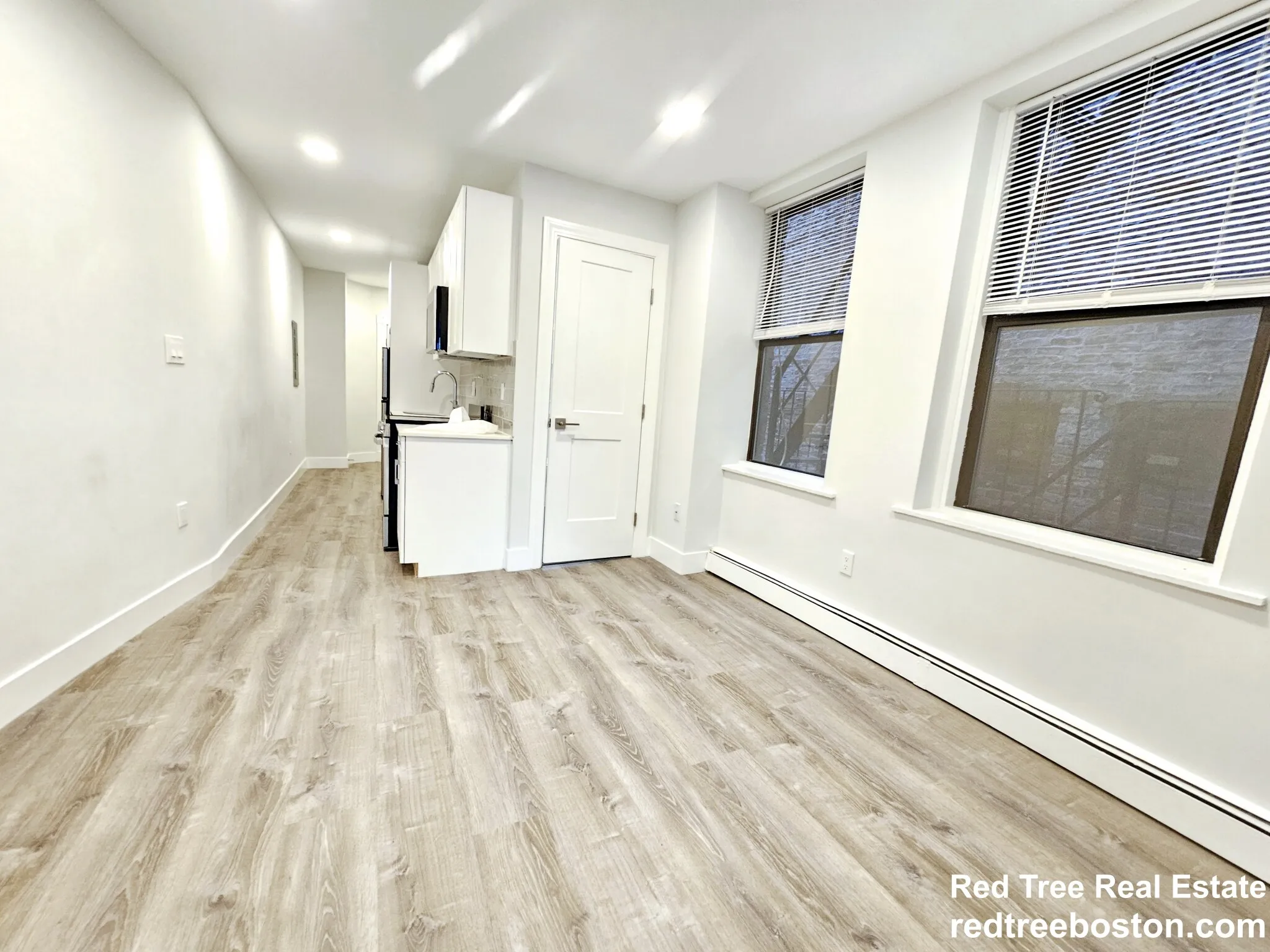 2 bed, 1 bath apartment for rent at 44 Joy St Unit 4, Beacon Hill — photo 2 of 8