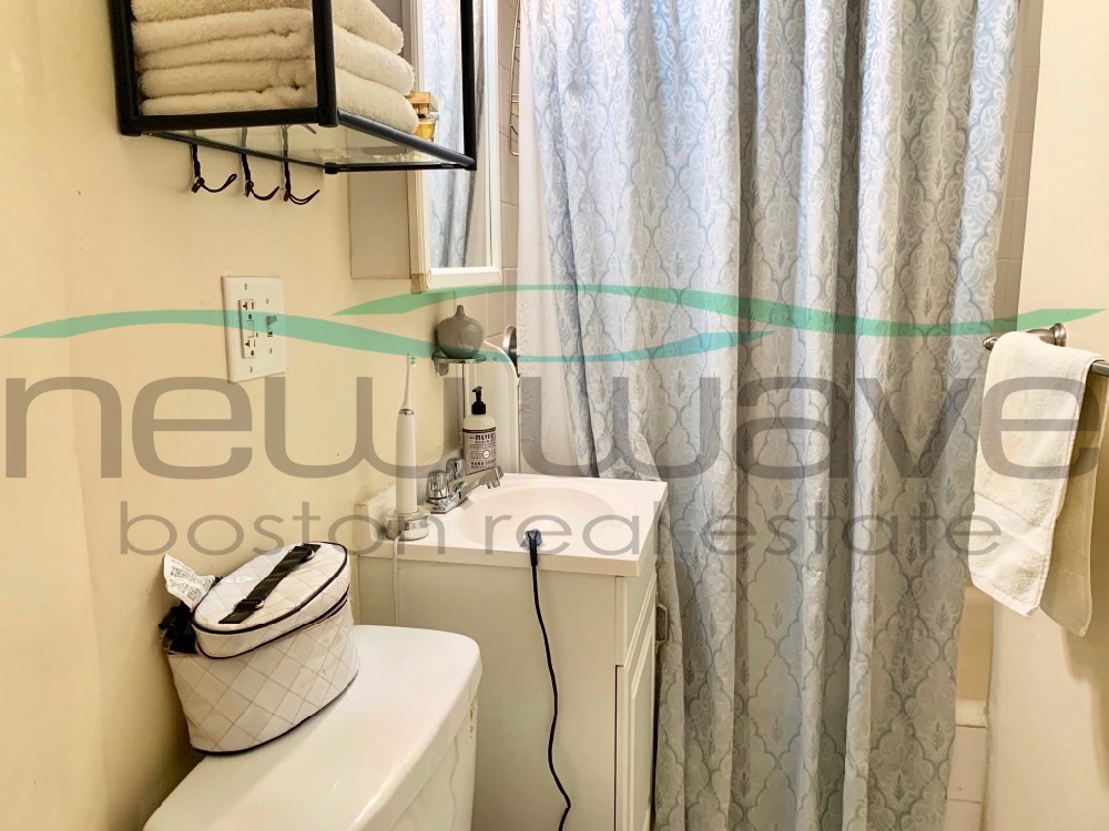 Studio bed, 1 bath apartment for rent at 44 Joy St Unit 5, Beacon Hill — photo 9 of 9