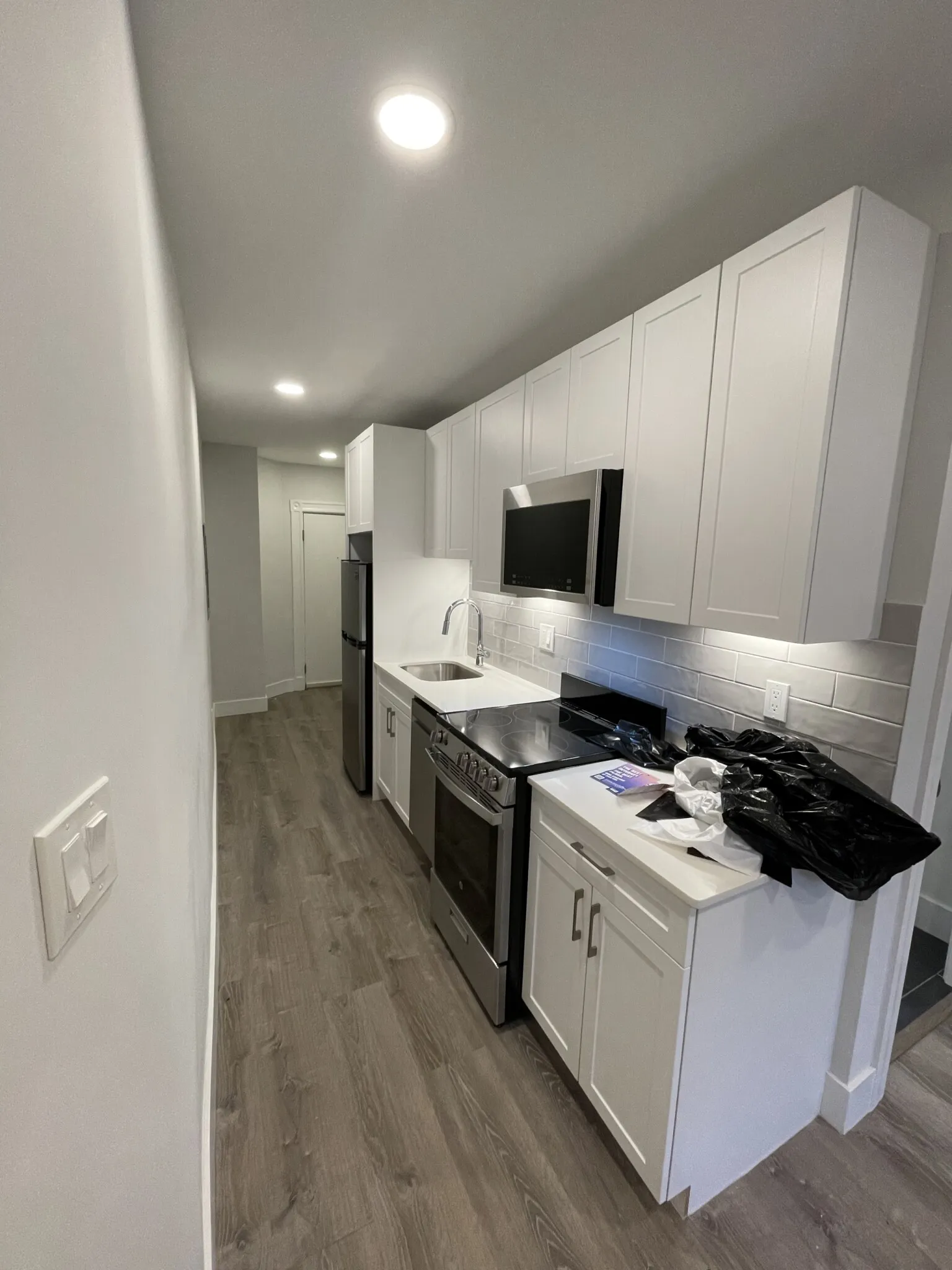 2 bed, 1 bath apartment for rent at 44 Joy St Unit 6, Beacon Hill — photo 2 of 11