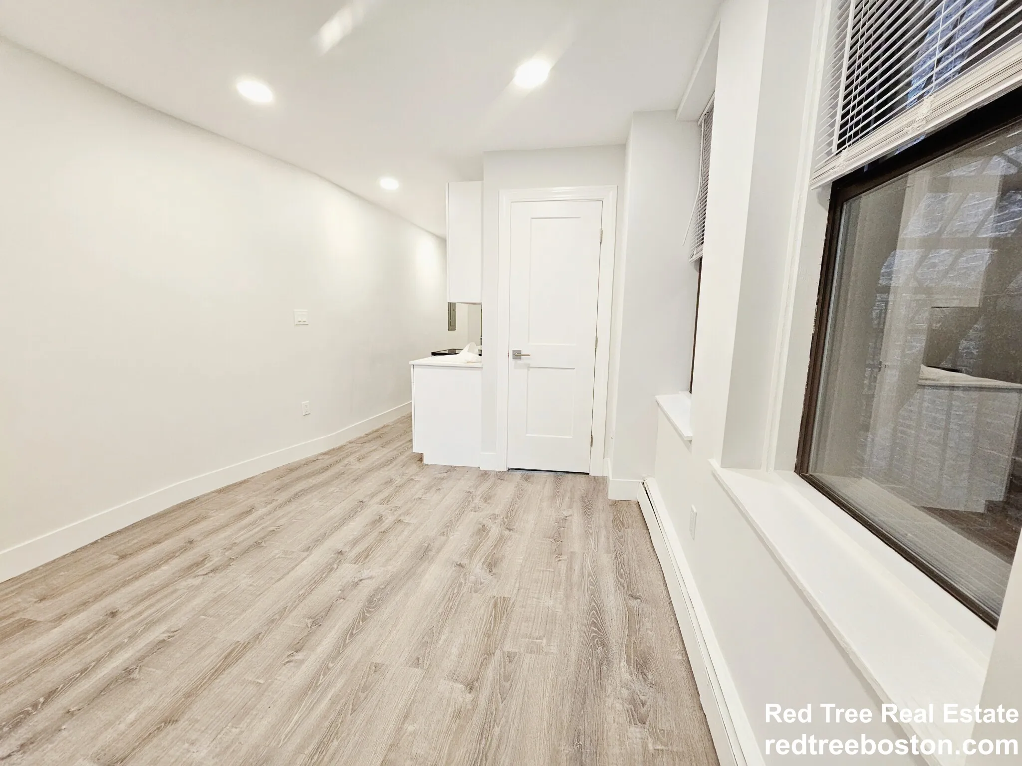 2 bed, 1 bath apartment for rent at 44 Joy St Unit 7, Beacon Hill — photo 4 of 28