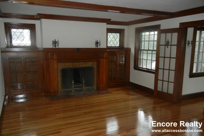 4 bed, 2 bath apartment for rent at 44 Kirkwood Rd Unit 0, Brighton — photo 3 of 32