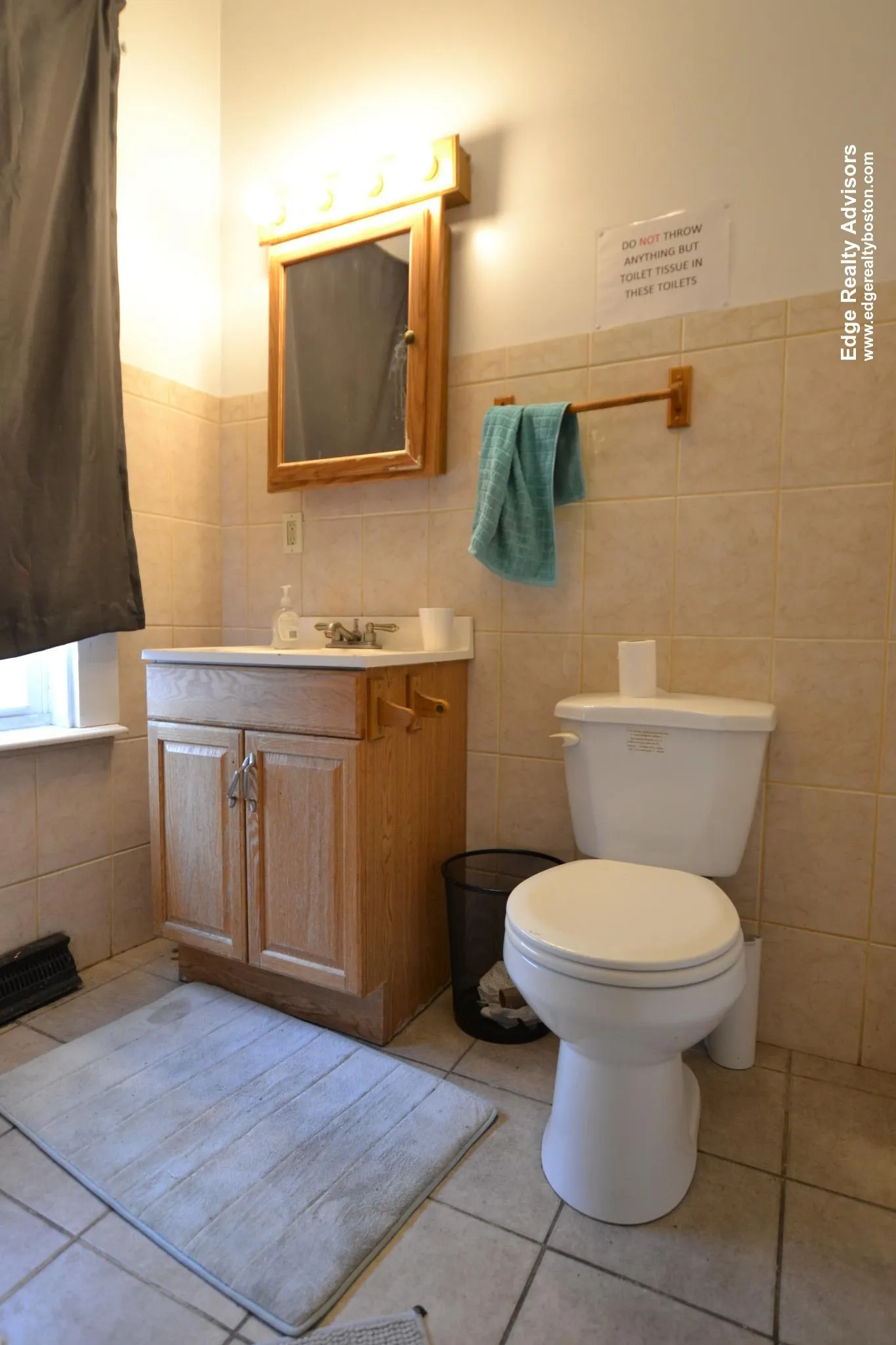 6 bed, 2 bath apartment for rent at 44 Linden St Unit 1, Allston — photo 3 of 8