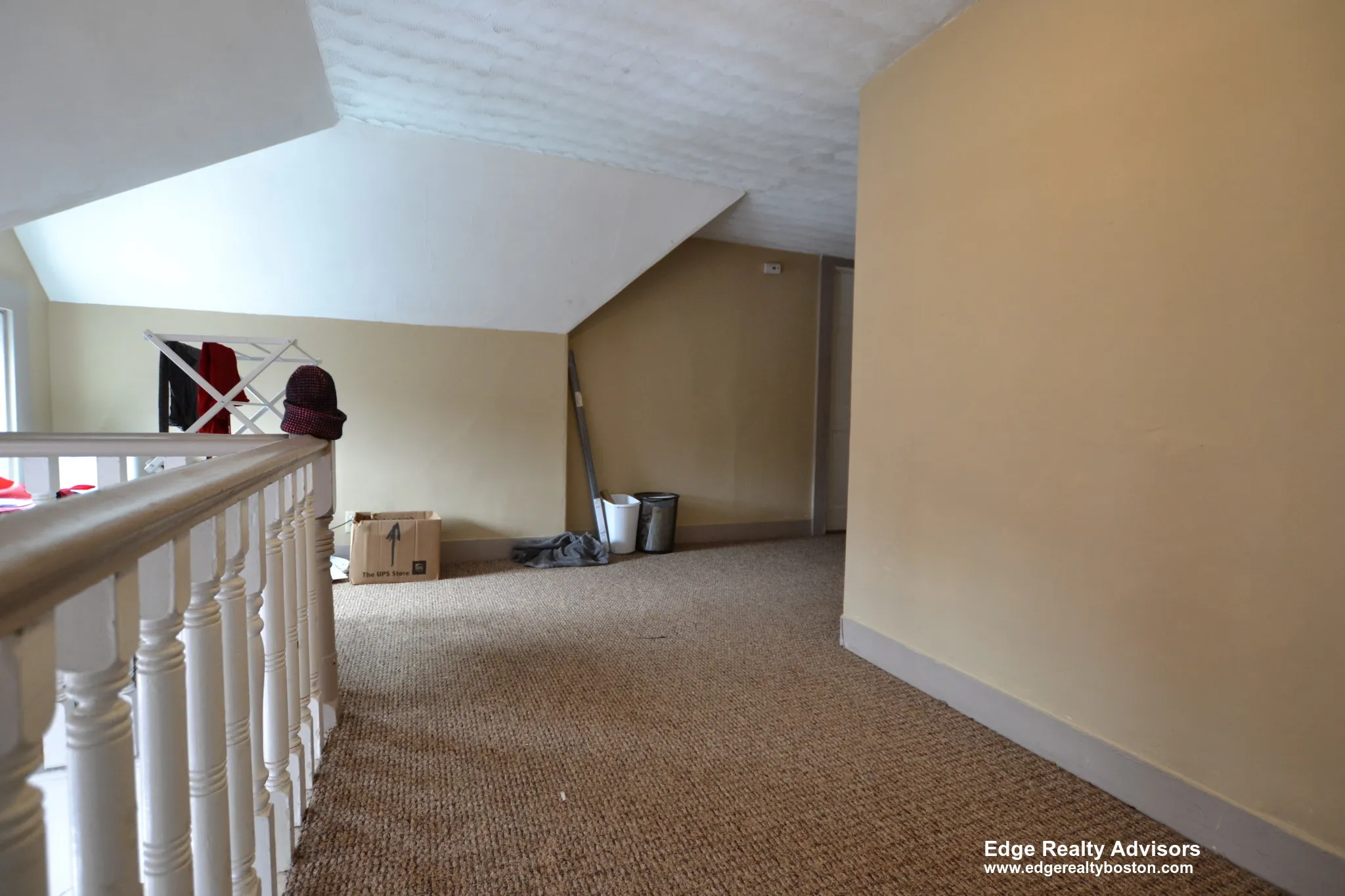 6 bed, 2 bath apartment for rent at 44 Linden St Unit 1, Allston — photo 6 of 8