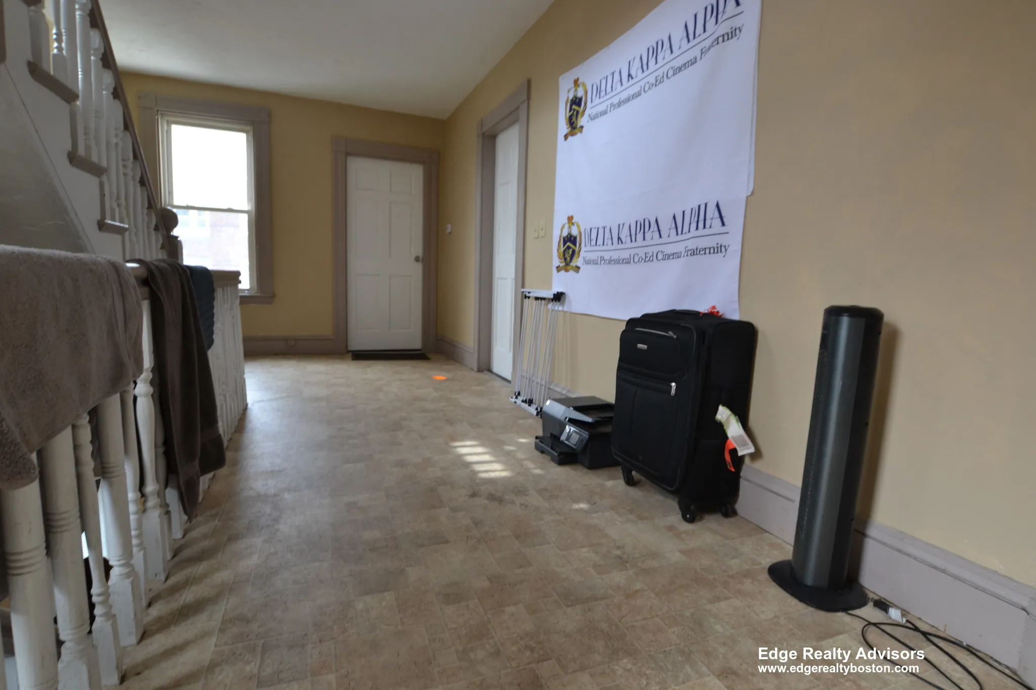 6 bed, 2 bath apartment for rent at 44 Linden St Unit 1, Allston — photo 7 of 8
