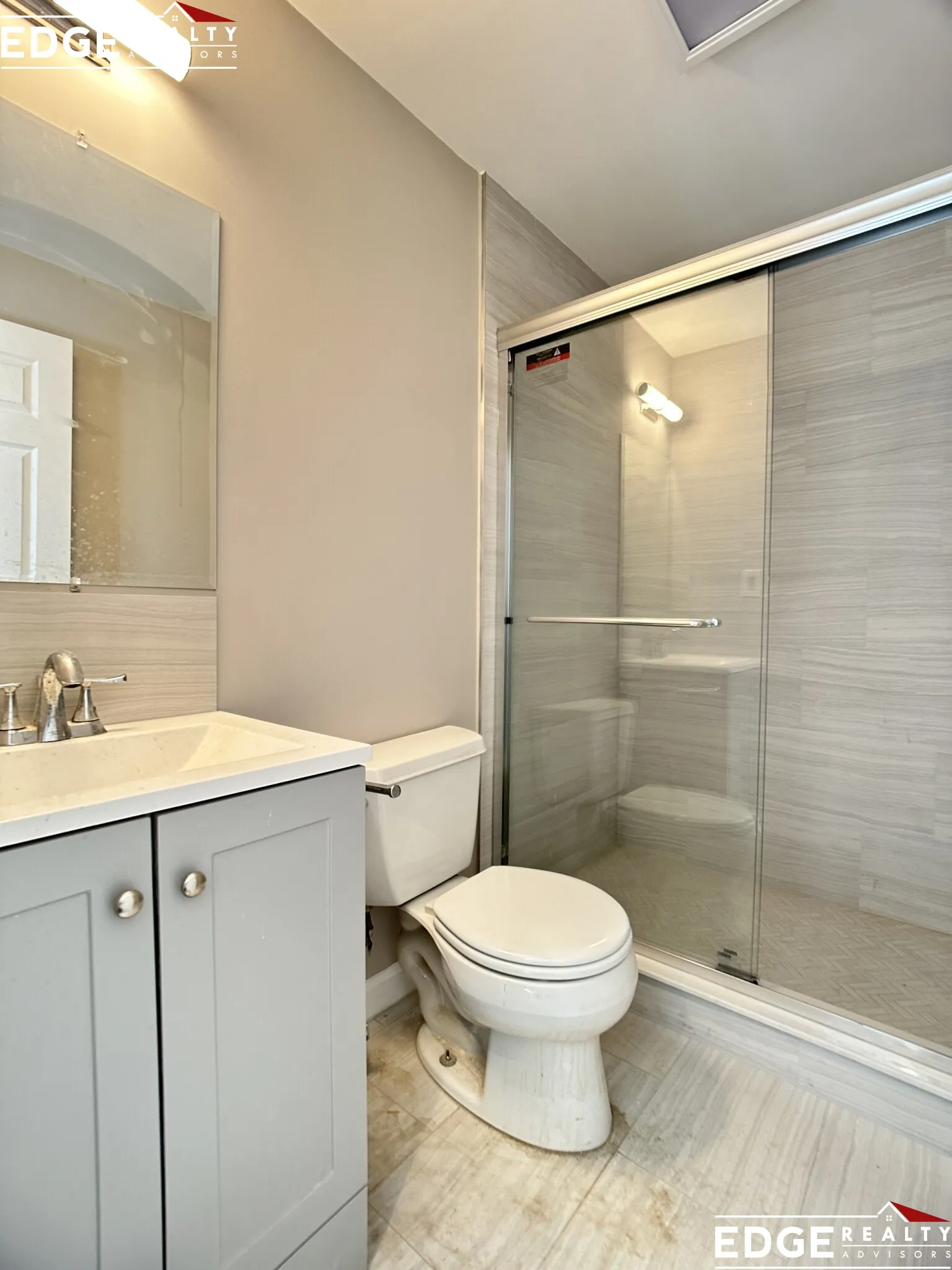 5 bed, 2 bath apartment for rent at 44 Long Ave Unit 1, Brighton — photo 5 of 15