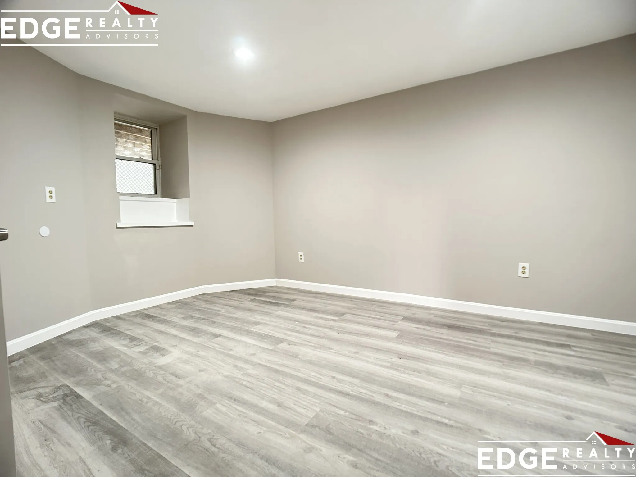 5 bed, 2 bath apartment for rent at 44 Long Ave Unit 1, Brighton — photo 12 of 15