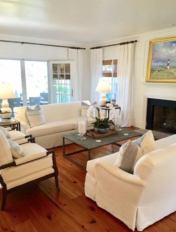 5 bed, 4+ bath apartment for rent at 44 Main St, Siasconset — photo 3 of 32