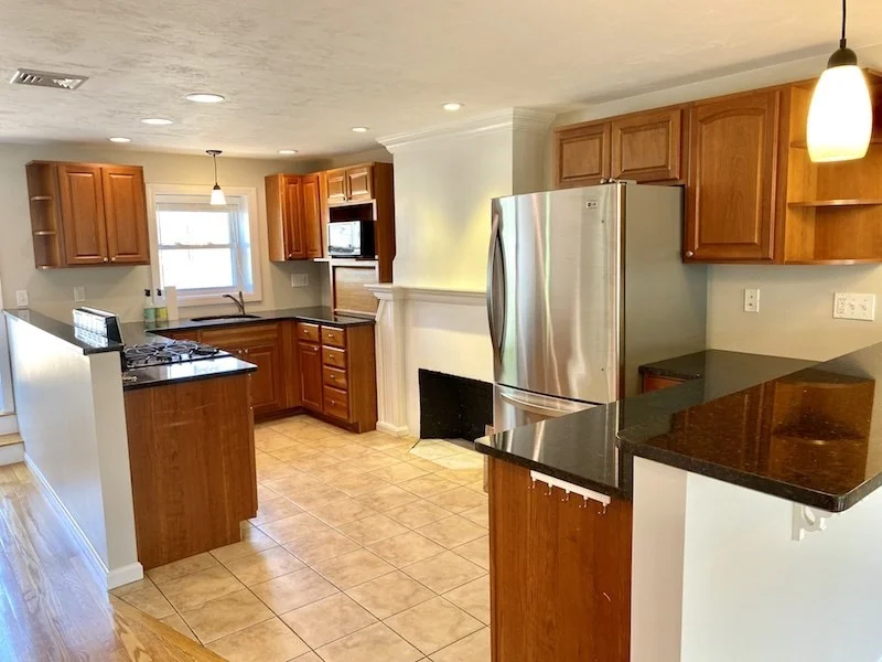 2 bed, 2 bath apartment for rent at 44 Main St Unit 2, Gloucester — photo 6 of 14
