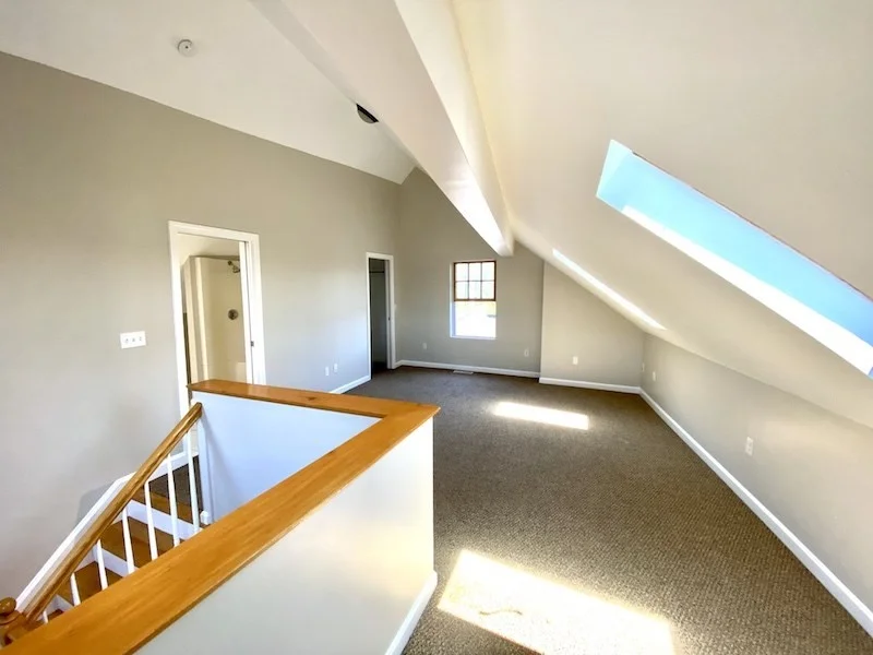 2 bed, 2 bath apartment for rent at 44 Main St Unit 2, Gloucester — photo 10 of 14