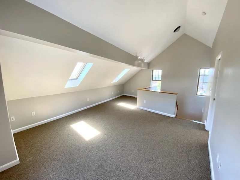 2 bed, 2 bath apartment for rent at 44 Main St Unit 2, Gloucester — photo 11 of 14