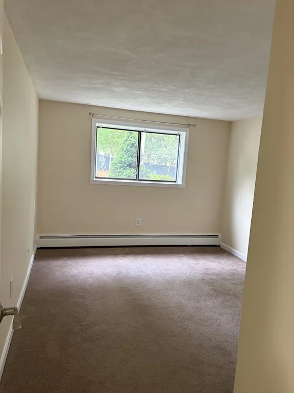2 bed, 1 bath apartment for rent at 44 Main St Unit 6, North Reading — photo 8 of 12
