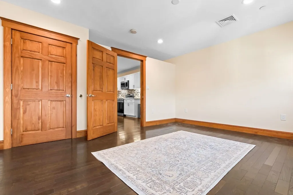 1 bed, 1 bath apartment for rent at 44 Maple St Unit 10, Danvers Center — photo 13 of 15
