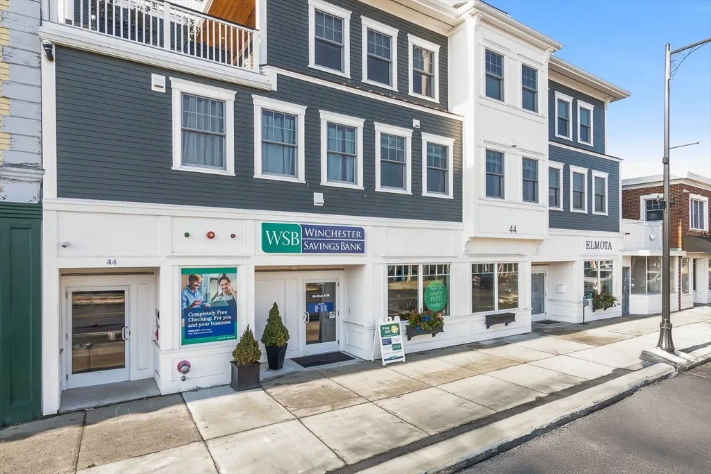 1 bed, 1 bath apartment for rent at 44 Maple St Unit 10, Danvers Center