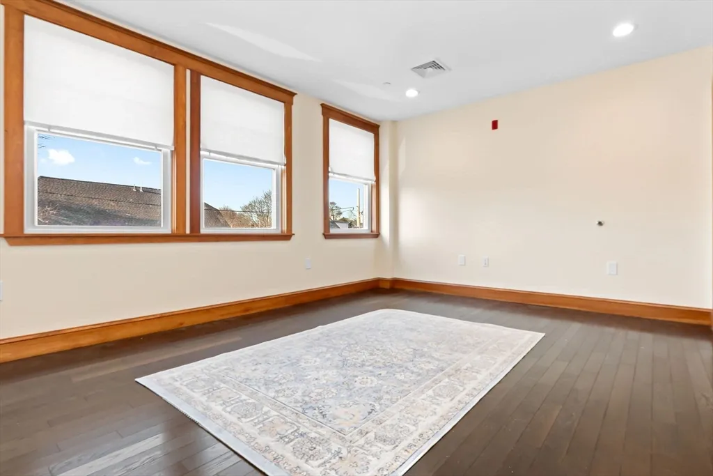 1 bed, 1 bath apartment for rent at 44 Maple St Unit 10, Danvers Center — photo 11 of 15