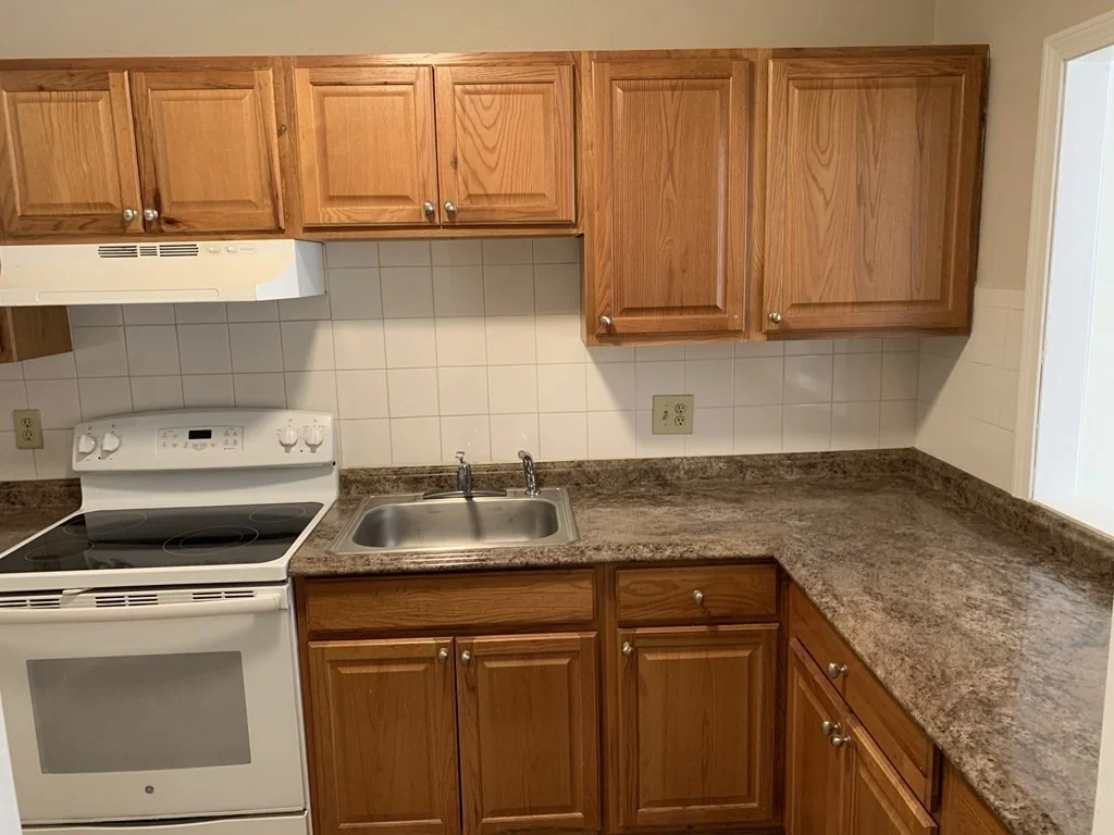 2 bed, 1 bath apartment for rent at 44 Maple St Unit 101, Hyde Park — photo 3 of 15