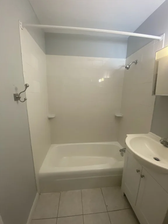 1 bed, 1 bath apartment for rent at 44 Maple St Unit 203, Hyde Park — photo 21 of 29