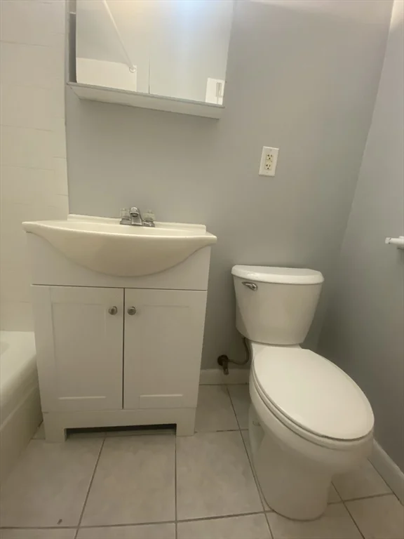 1 bed, 1 bath apartment for rent at 44 Maple St Unit 203, Hyde Park — photo 22 of 29