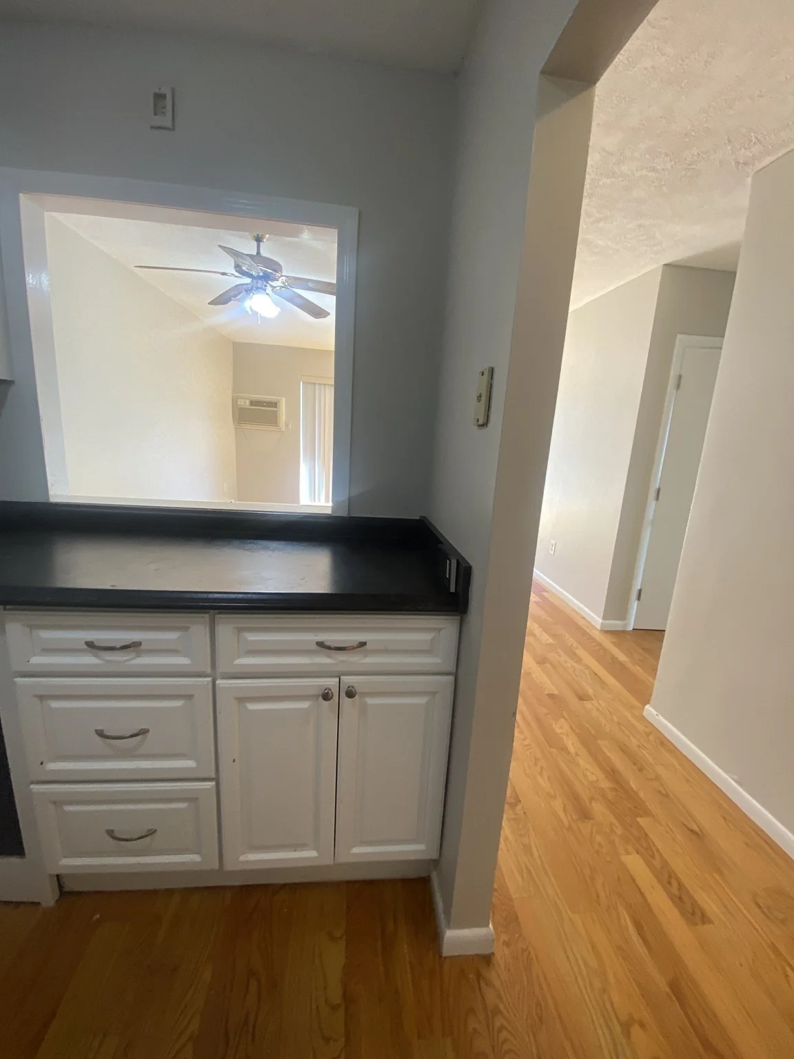 2 bed, 1 bath apartment for rent at 44 Maple St Unit 301, Hyde Park — photo 4 of 27
