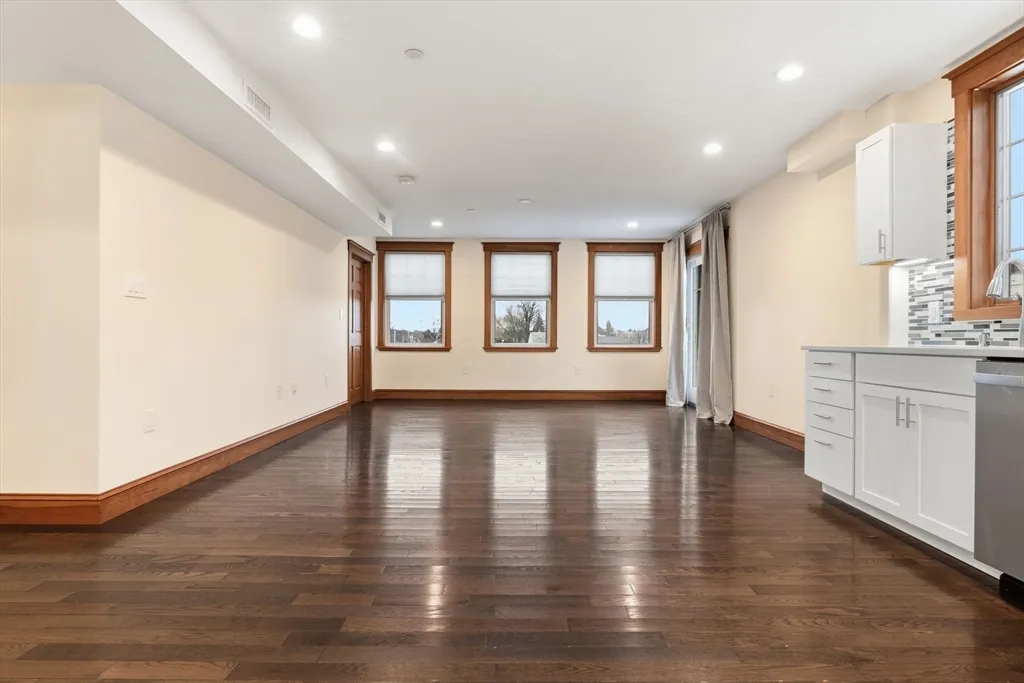 1 bed, 1 bath apartment for rent at 44 Maple St Unit 7, Danvers Center — photo 10 of 19