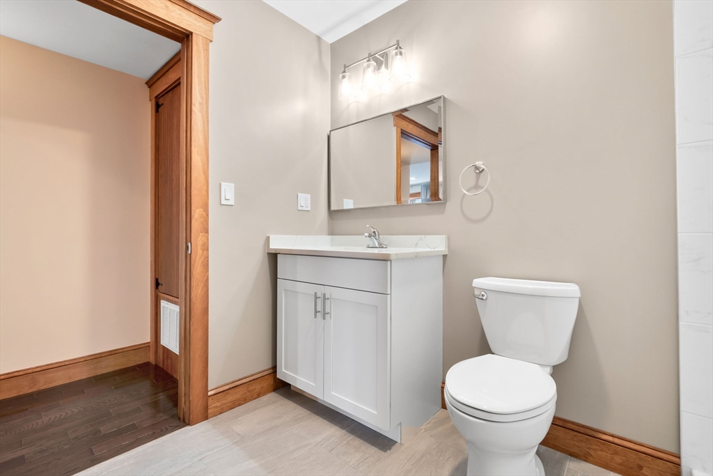 1 bed, 1 bath apartment for rent at 44 Maple St Unit 8, Danvers — photo 16 of 24