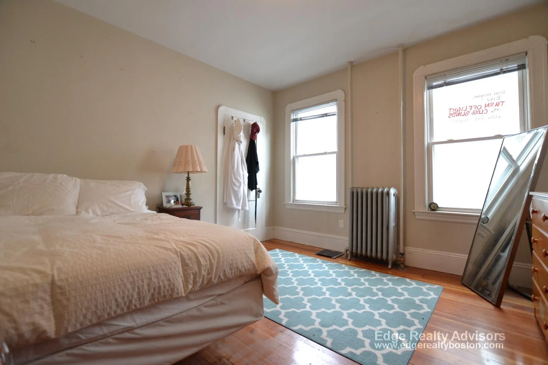 4 bed, 2 bath apartment for rent at 44 Mapleton St Unit 1, Brighton — photo 9 of 15