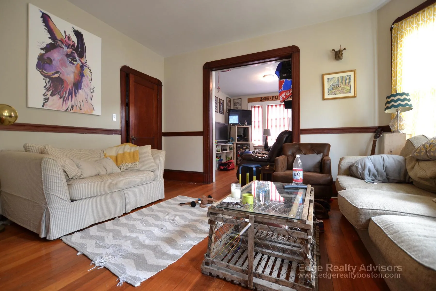 4 bed, 2 bath apartment for rent at 44 Mapleton St Unit 1, Brighton — photo 4 of 15