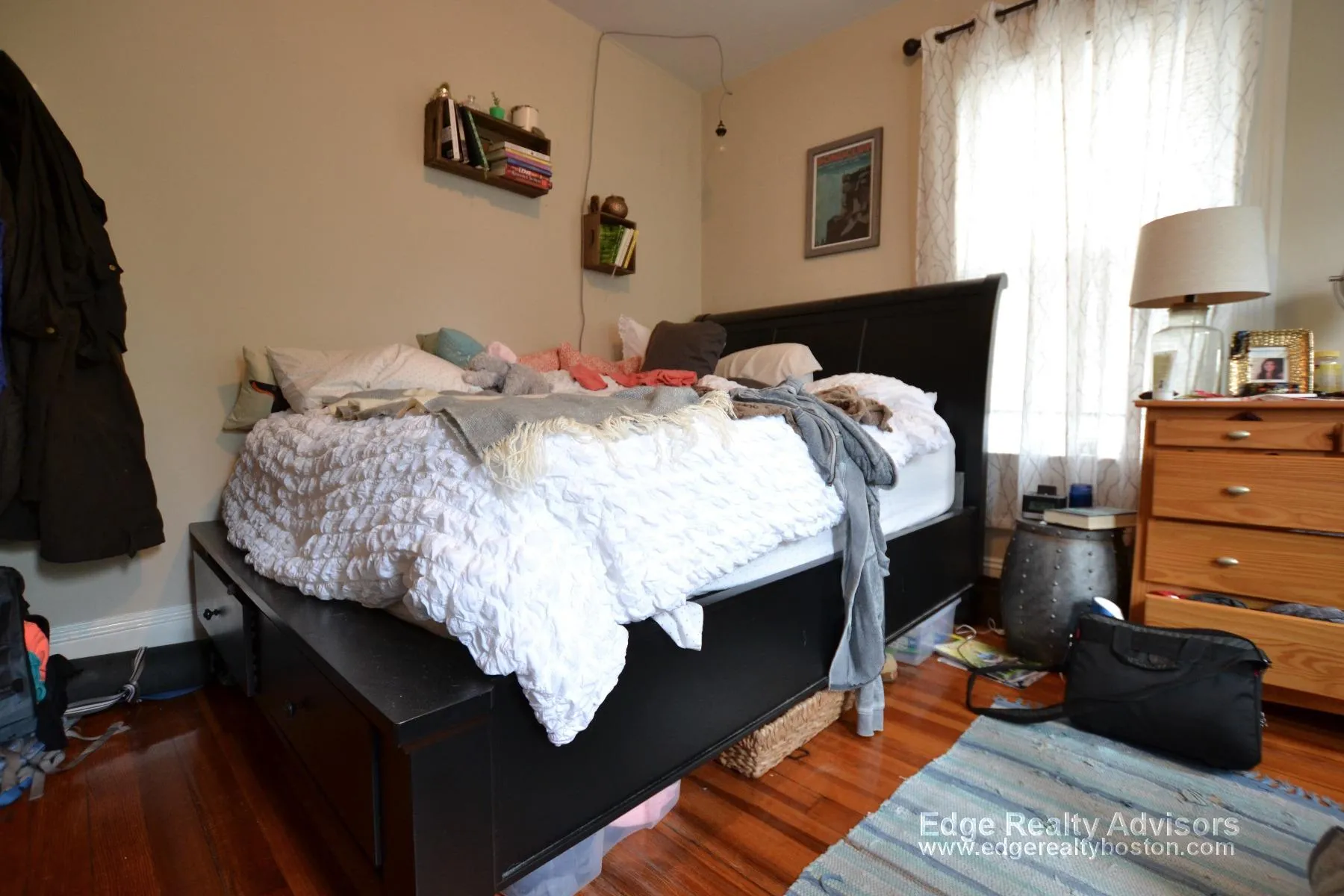 4 bed, 2 bath apartment for rent at 44 Mapleton St Unit 1, Brighton — photo 6 of 15