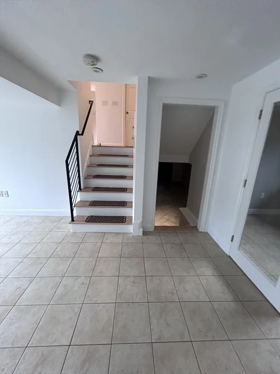 4 bed, 3 bath apartment for rent at 44 Marla Circle, Chestnut Hill — photo 19 of 23