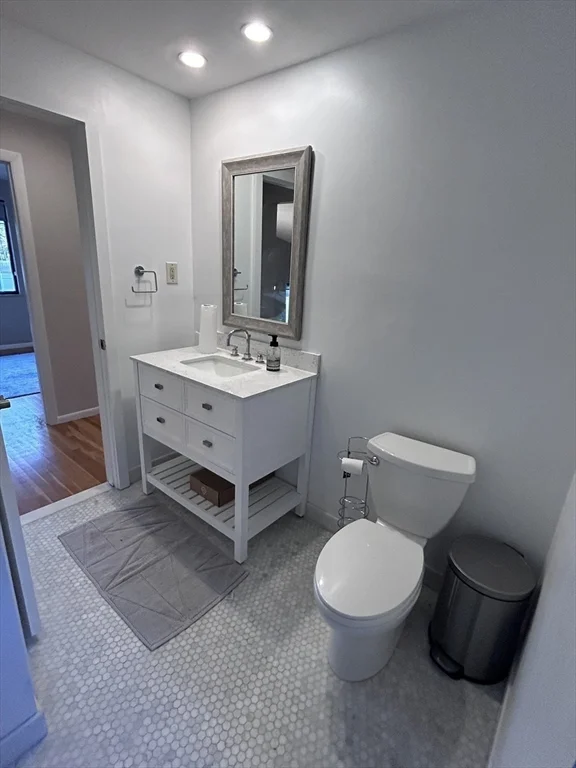 4 bed, 3 bath apartment for rent at 44 Marla Circle, Chestnut Hill — photo 15 of 23