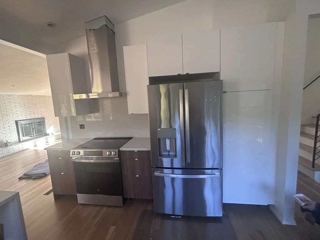 4 bed, 3 bath apartment for rent at 44 Marla Circle, Chestnut Hill — photo 5 of 23