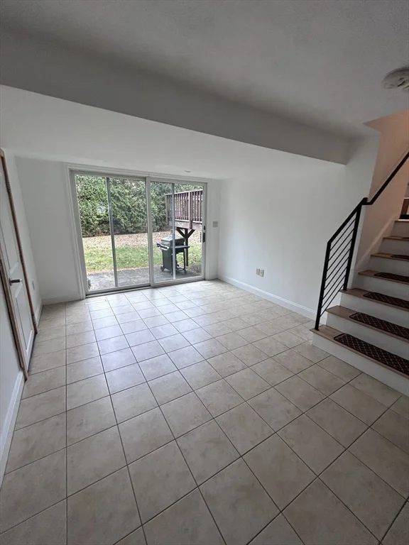 4 bed, 3 bath apartment for rent at 44 Marla Circle, Chestnut Hill — photo 18 of 23