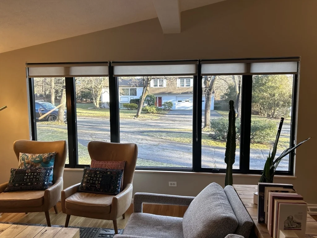 4 bed, 3 bath apartment for rent at 44 Marla Circle Unit 44, Chestnut Hill — photo 4 of 22