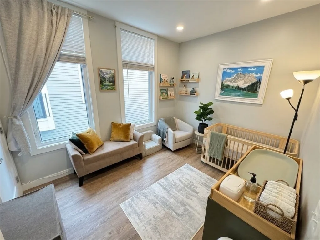 3 bed, 2 bath apartment for rent at 44 Medford St Unit 304, Union Square — photo 5 of 15