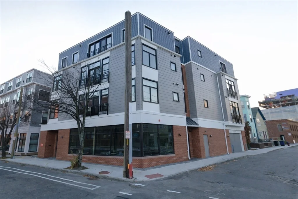 3 bed, 2 bath apartment for rent at 44 Medford St Unit 304, Union Square — photo 15 of 15