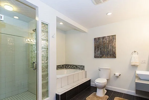 2 bed, 2 bath apartment for rent at 44 Michigan Ave Unit 44, Somerville — photo 7 of 12