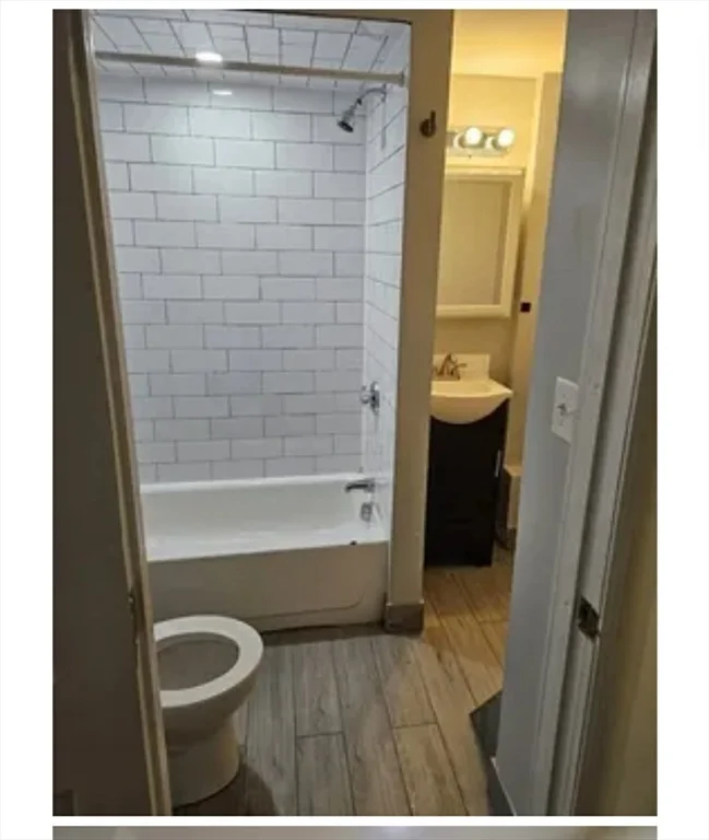 3 bed, 1 bath apartment for rent at 44 Milton St Unit 3, Brockton — photo 11 of 13