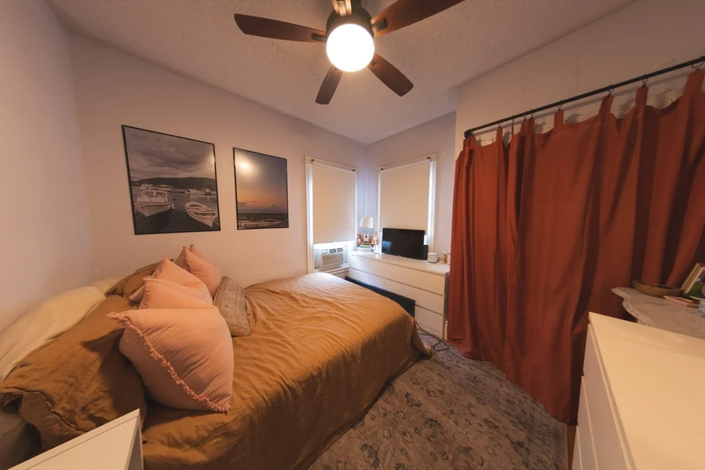 3 bed, 1 bath apartment for rent at 44 N St Unit 1, South Boston — photo 6 of 15