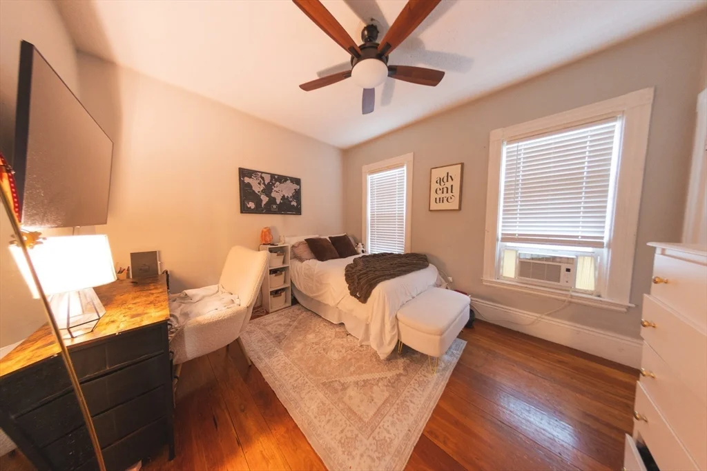 3 bed, 1 bath apartment for rent at 44 N St Unit 1, South Boston — photo 4 of 15